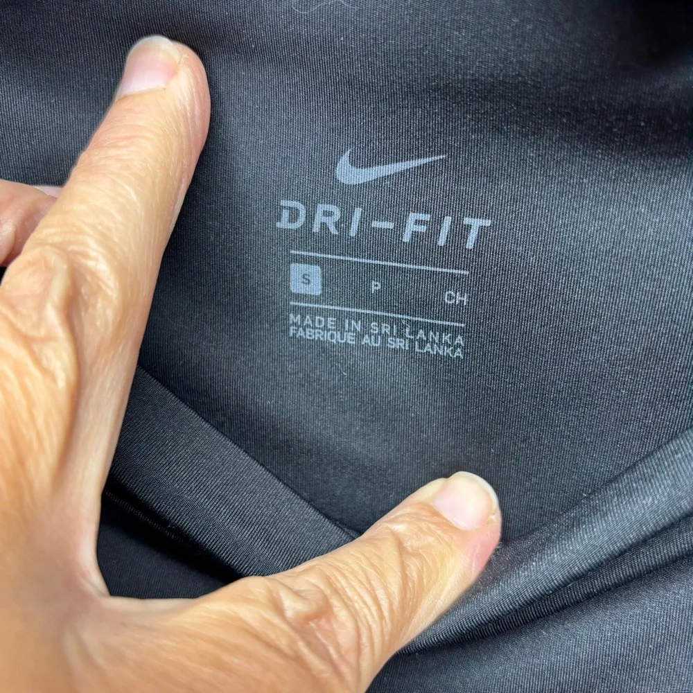 Nike Dri‎ Fit Womens Black Athletic Leggings Size S Cropped Side Detail